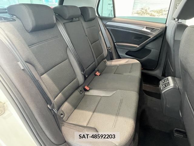 VolksWagen GOLF 2019-09 373793-14