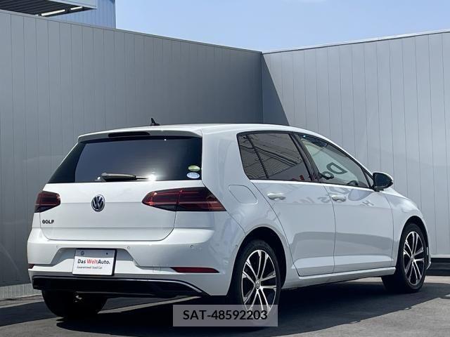 VolksWagen GOLF 2019-09 373793-4