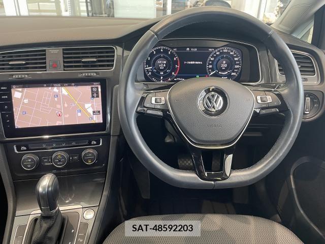 VolksWagen GOLF 2019-09 373793-17