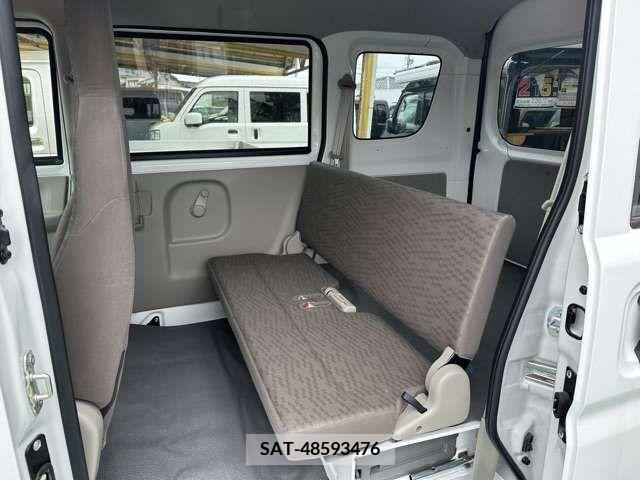 Suzuki EVERY 2023-06 374211-3