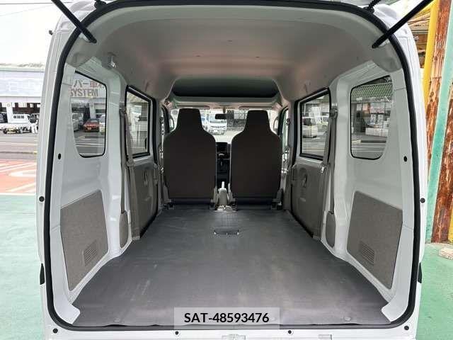 Suzuki EVERY 2023-06 374211-9