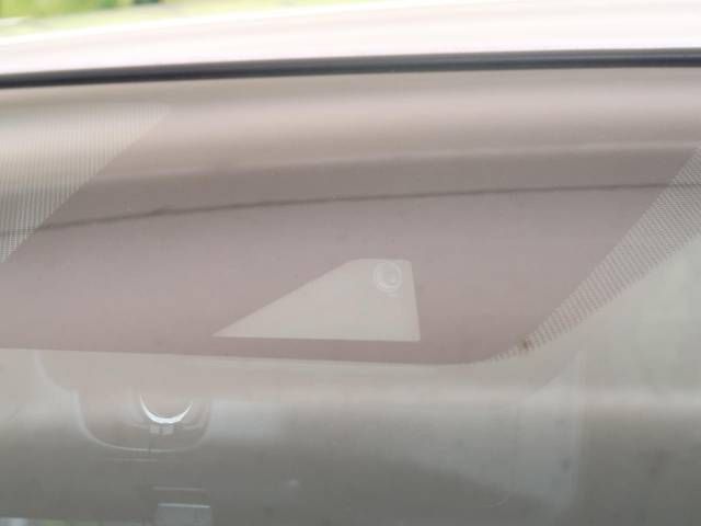 Nissan NOTE 2018-08 18636-4