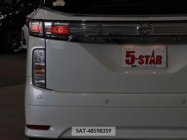 Nissan ELGRAND 2019-05 359725-14