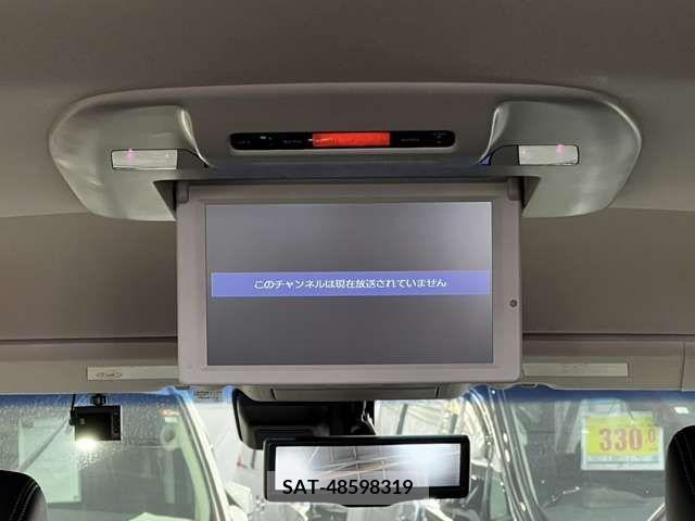 Nissan ELGRAND 2019-05 359725-5