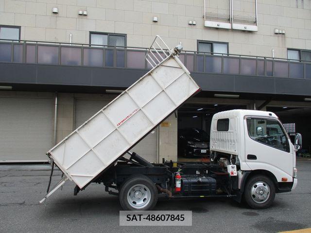 Hino DUTRO 2012-09 200309-5
