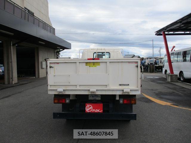 Hino DUTRO 2012-09 200309-12