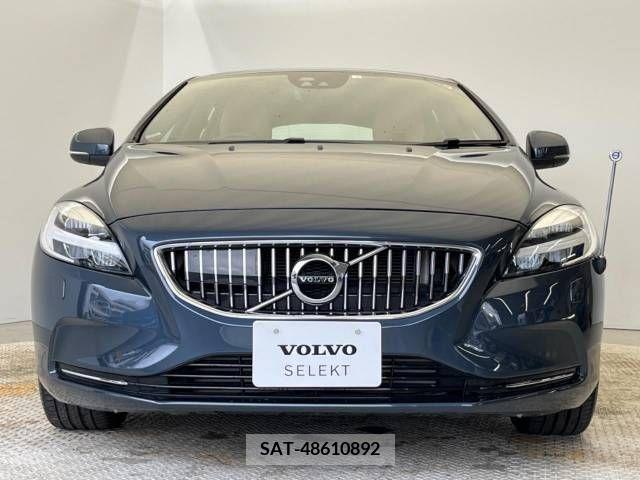 Volvo V40 2018-06 381456-16