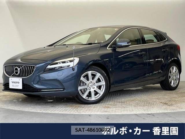 Volvo V40 2018-06 381456-0