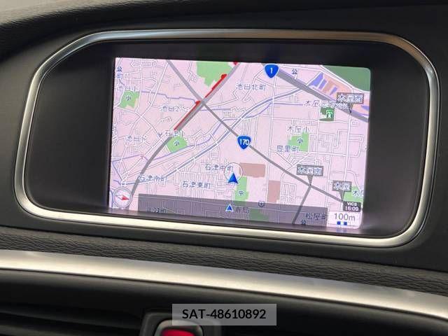 Volvo V40 2018-06 381456-5