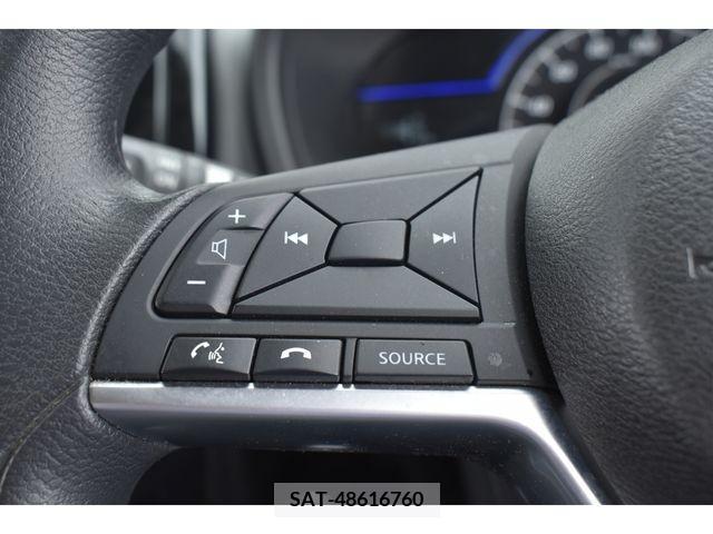 Nissan NOTE 2017-05 305384-4