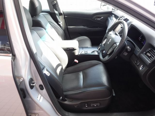 Toyota CROWN SEDAN 2008-10 187969-14