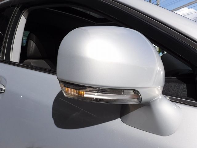 Toyota CROWN SEDAN 2008-10 187969-3