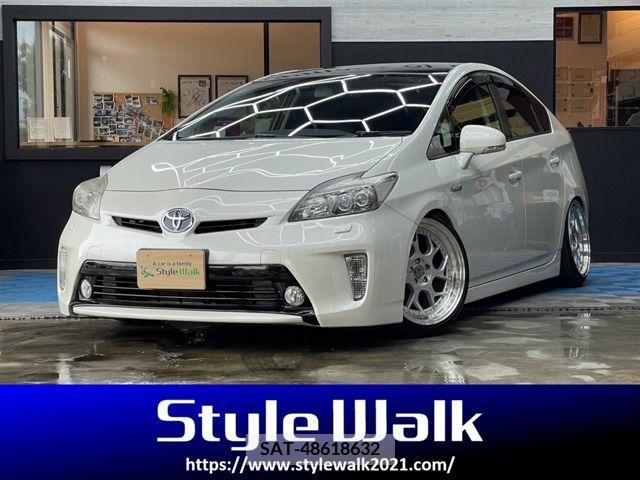 Toyota PRIUS 2012-02 338981-0
