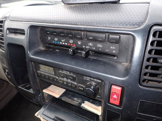 Hino DUTRO 2001-10 183131-13