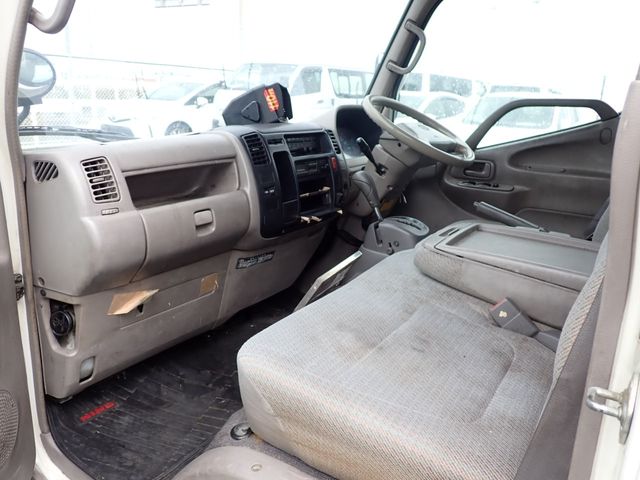 Hino DUTRO 2001-10 183131-18