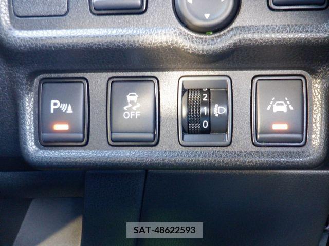 Nissan NOTE 2020-06 200354-21