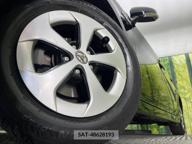 Toyota PRIUS 2013-11 366601-13