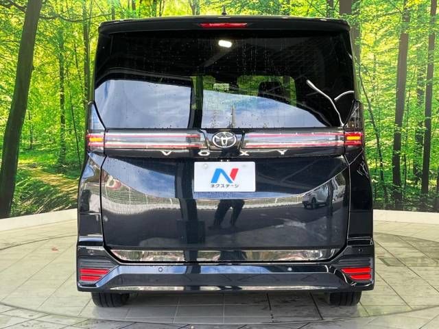 Toyota VOXY 2023-03 193000-16