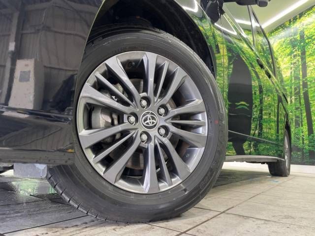 Toyota VOXY 2023-03 193000-14