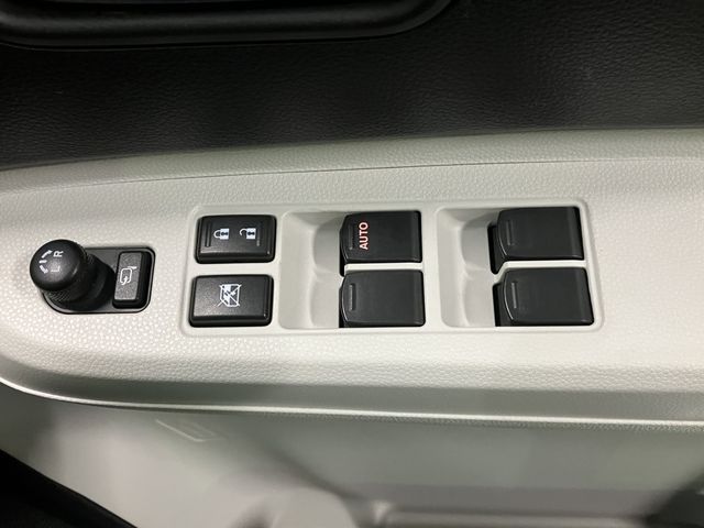 Suzuki IGNIS 2018-04 9542-12