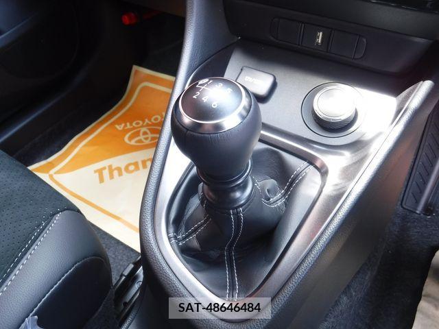 Toyota YARIS 2024-03 391093-16