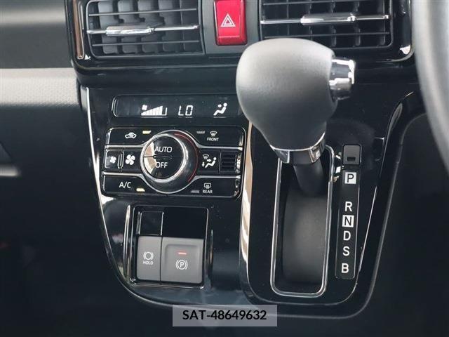 Daihatsu TANTO 2023-10 287081-2