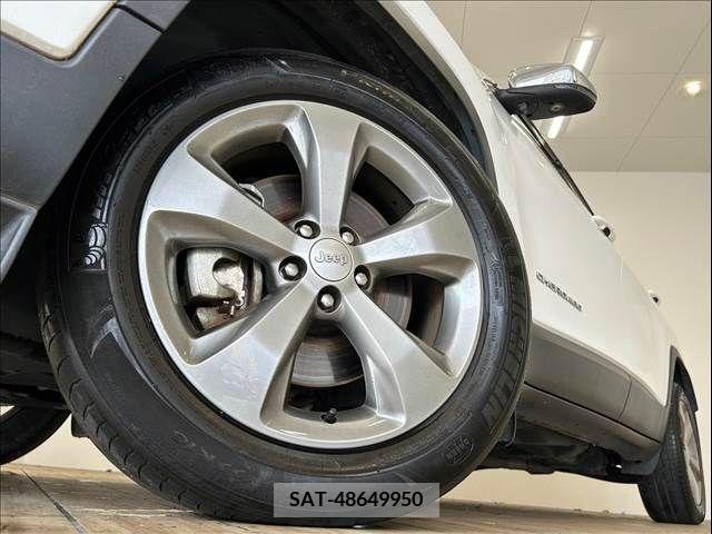 Jeep CHEROKEE 2019-07 298902-17