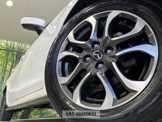 Mazda DEMIO 2015-04 329166-11