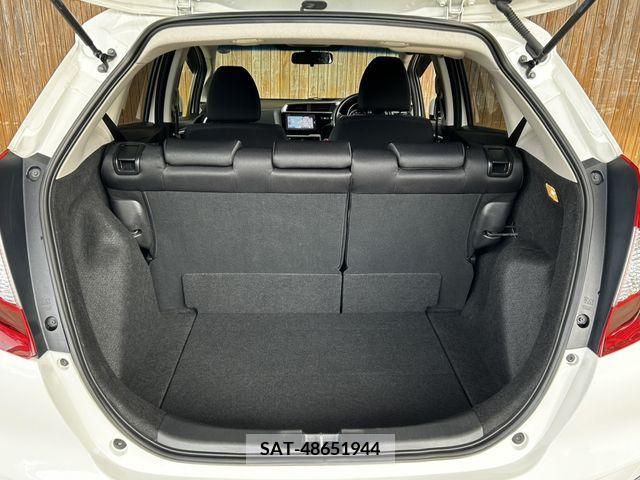Honda FIT 2017-09 212906-13