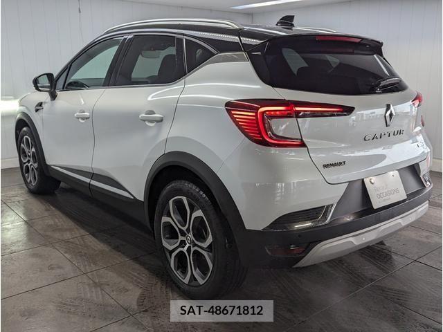 Renault CAPTUR 2022-12 221524-2