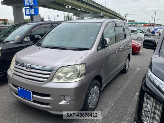 Toyota NOAH 2002-04 392840-1