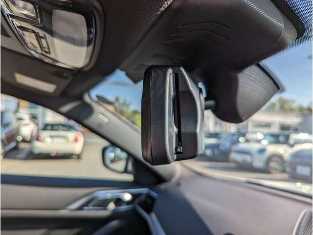 Bmw 4 SERIES 2022-09 27762-17