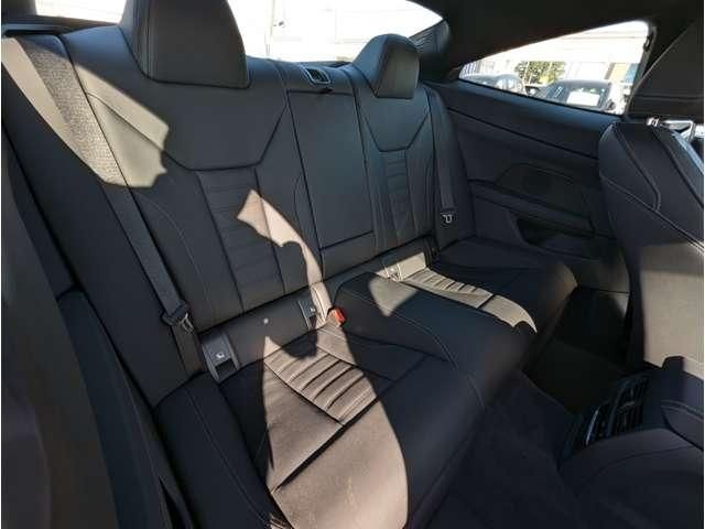 Bmw 4 SERIES 2022-09 27762-14