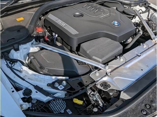 Bmw 4 SERIES 2022-09 27762-6