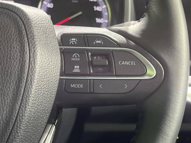 Toyota NOAH 2023-06 188957-6