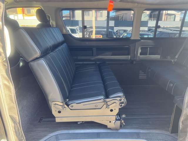 Toyota HIACE WAGON 2013-09 181834-13