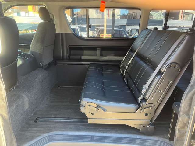 Toyota HIACE WAGON 2013-09 181834-11