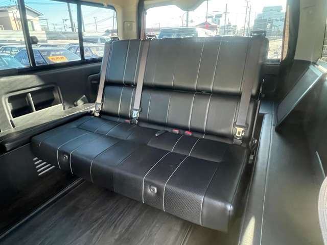 Toyota HIACE WAGON 2013-09 181834-14