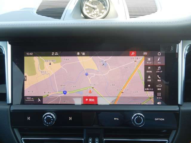 Porsche MACAN 2023-06 23362-11