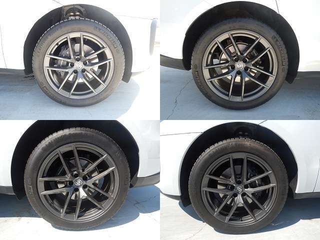 Porsche MACAN 2023-06 23362-10