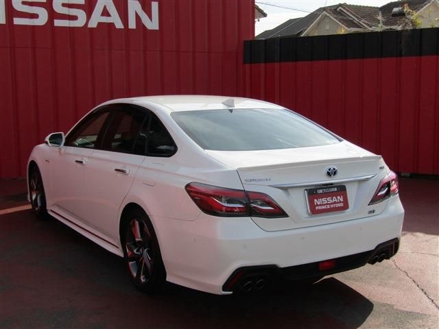 Toyota CROWN SEDAN 2018-08 190107-1