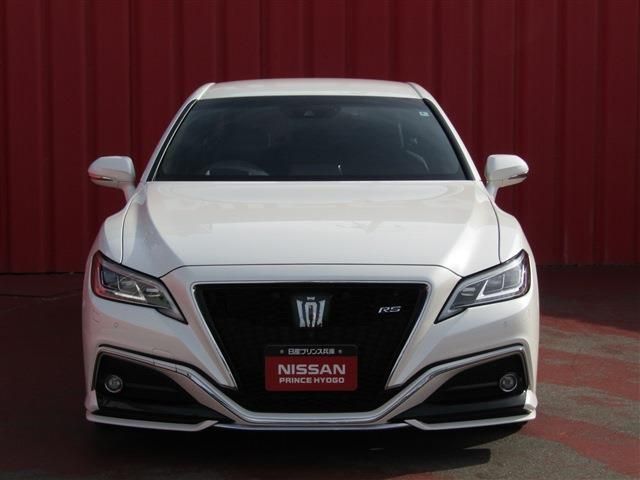 Toyota CROWN SEDAN 2018-08 190107-22