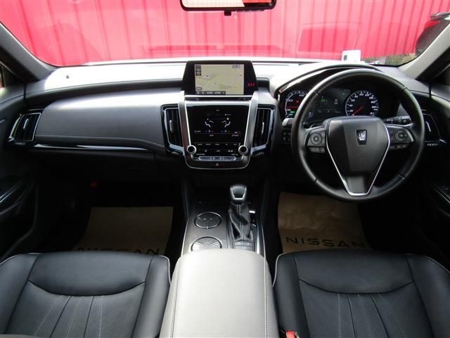 Toyota CROWN SEDAN 2018-08 190107-2