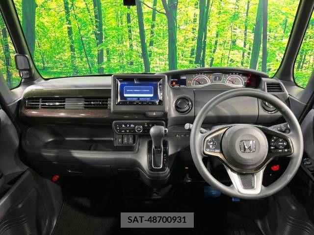 Honda N BOX CUSTOM 2020-05 279166-1
