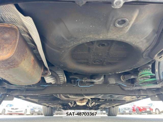 Nissan JUKE 2015-09 328346-9