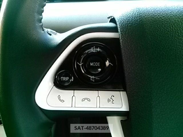 Toyota PRIUS 2016-01 282309-12