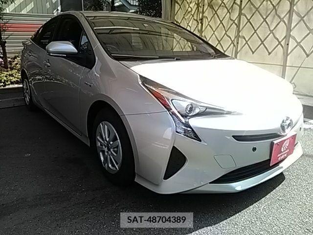 Toyota PRIUS 2016-01 282309-5