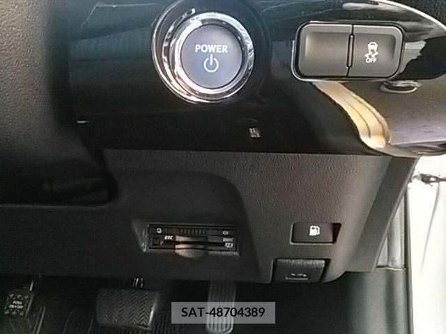 Toyota PRIUS 2016-01 282309-8