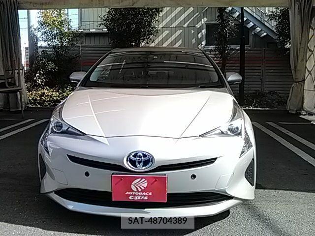 Toyota PRIUS 2016-01 282309-3