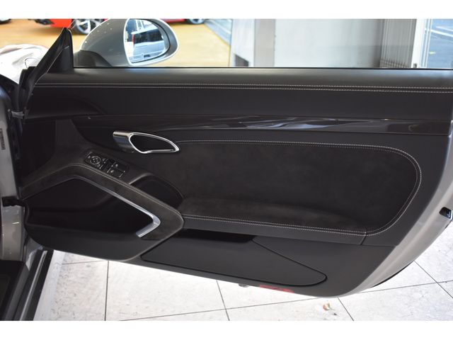 Porsche CAYMAN 2015-06 11260-10